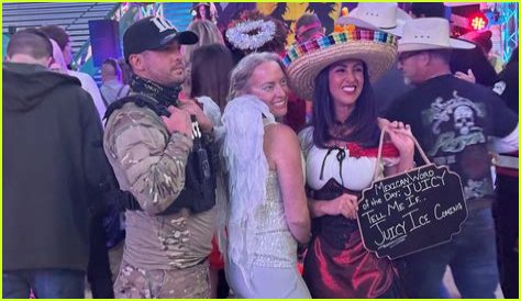 Hipster or Halloween Costume? New Blog Lets Readers Be the Judge